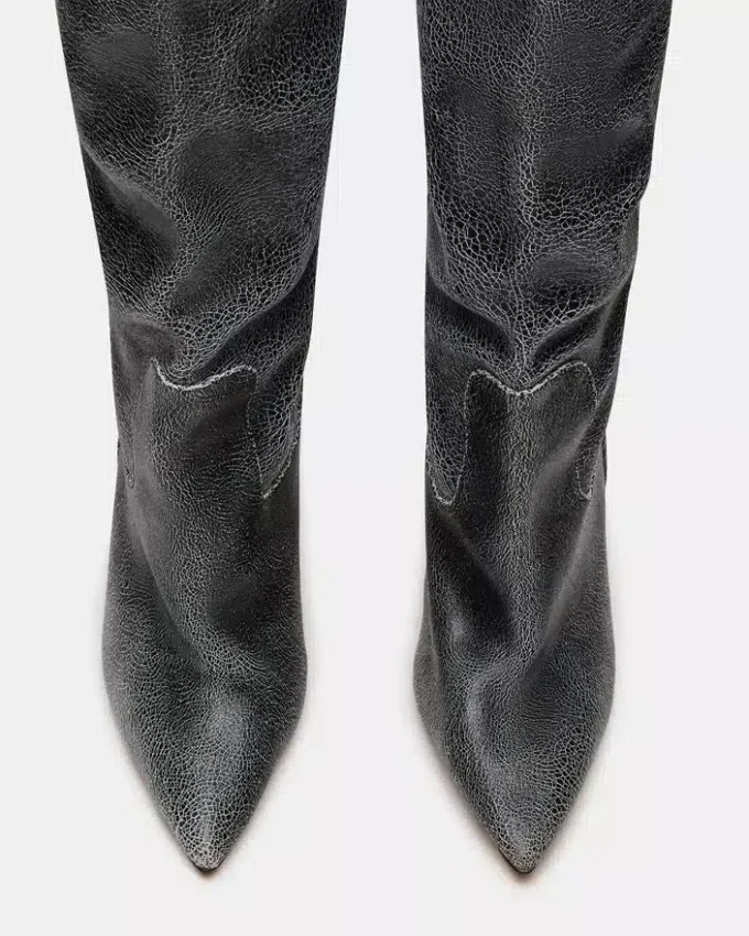 Baddie Black Distressed