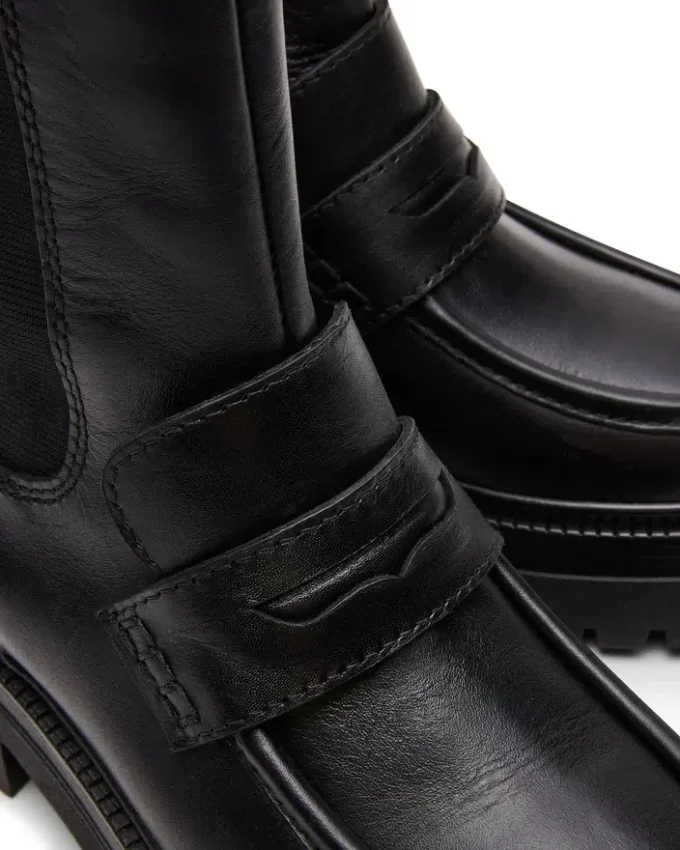 Conway Black Leather