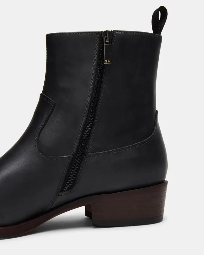 Hendrik Black Leather