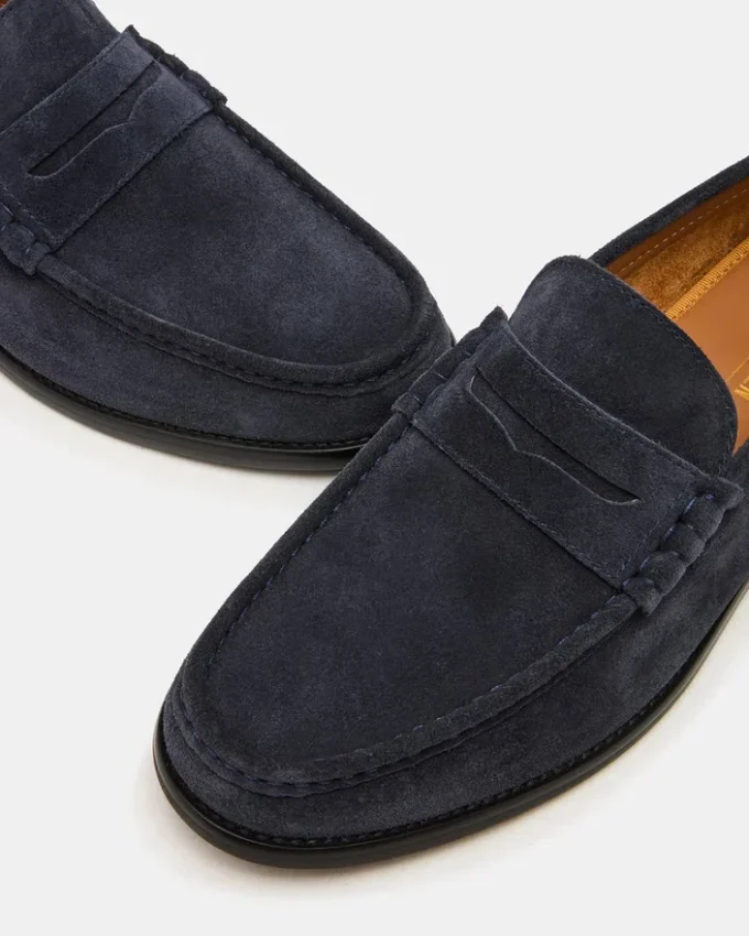 Huckle Navy Suede