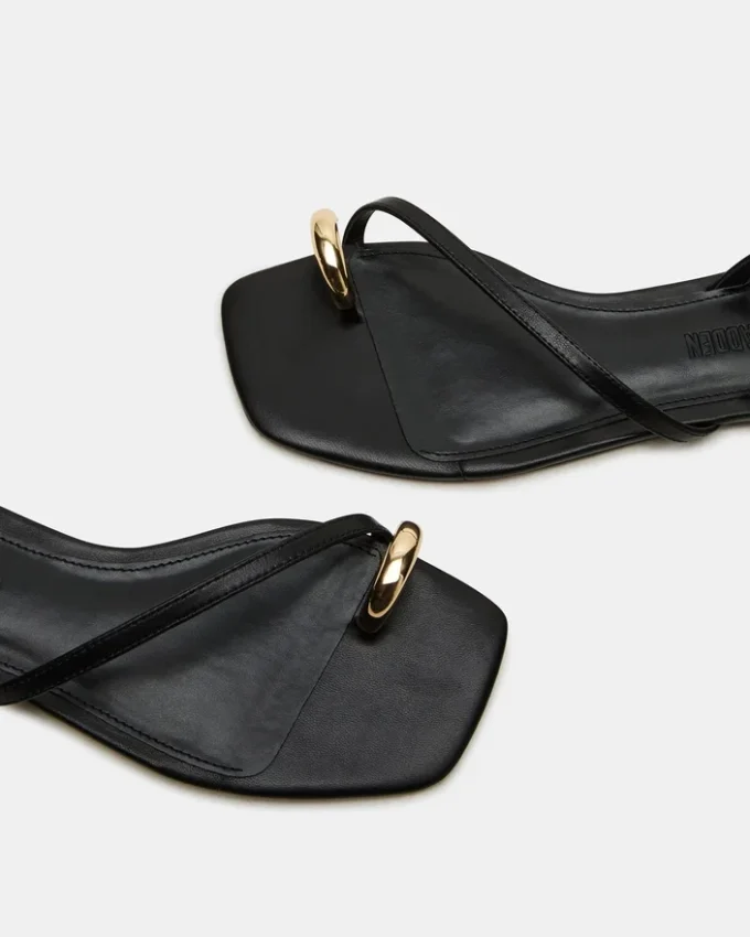 Odyssey Black Leather