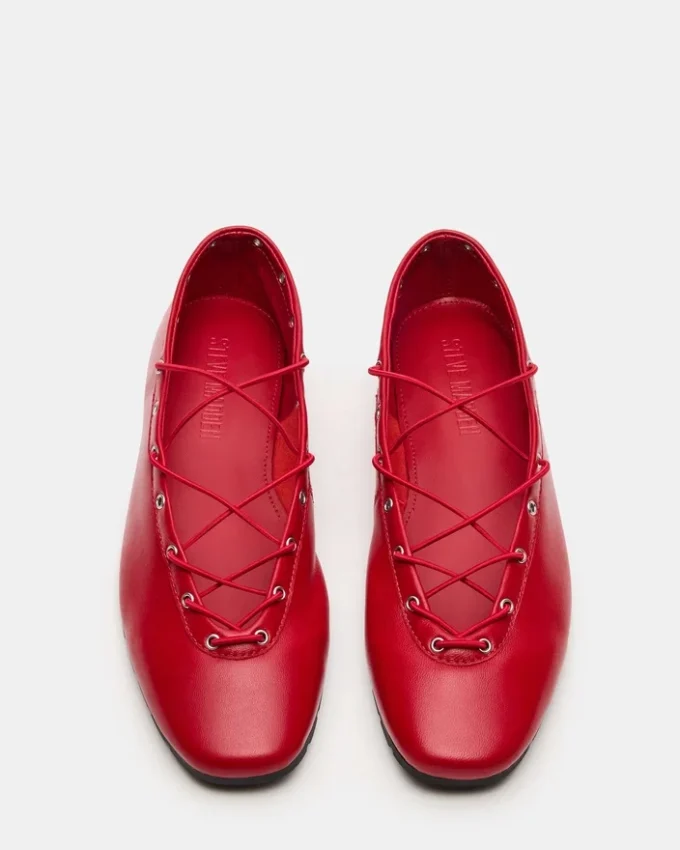 Pointe Red Leather
